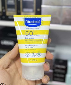 لوسیون ضد آفتاب موستلا +SPF 50 مناسب کودک اصل فرانسه 100 میل - mustela very high protection sun lotion spf 50+ 100 ml
